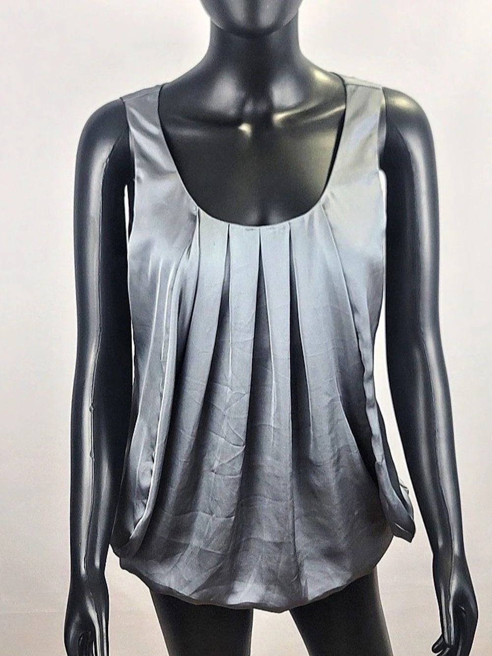 H&M Pleated Sleeveless Tank Top in Gray Size 10